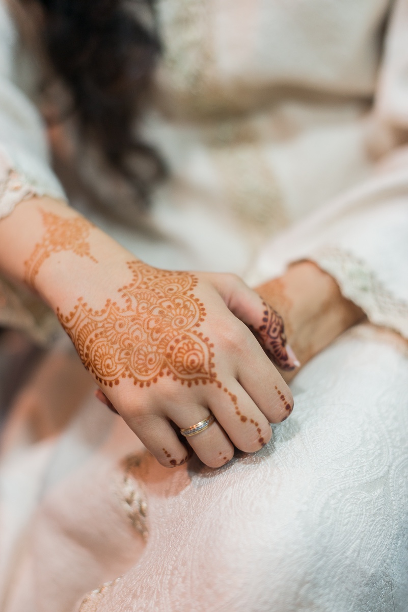 Tatuaje de henna de novia de boda musulmana en Ceuta 